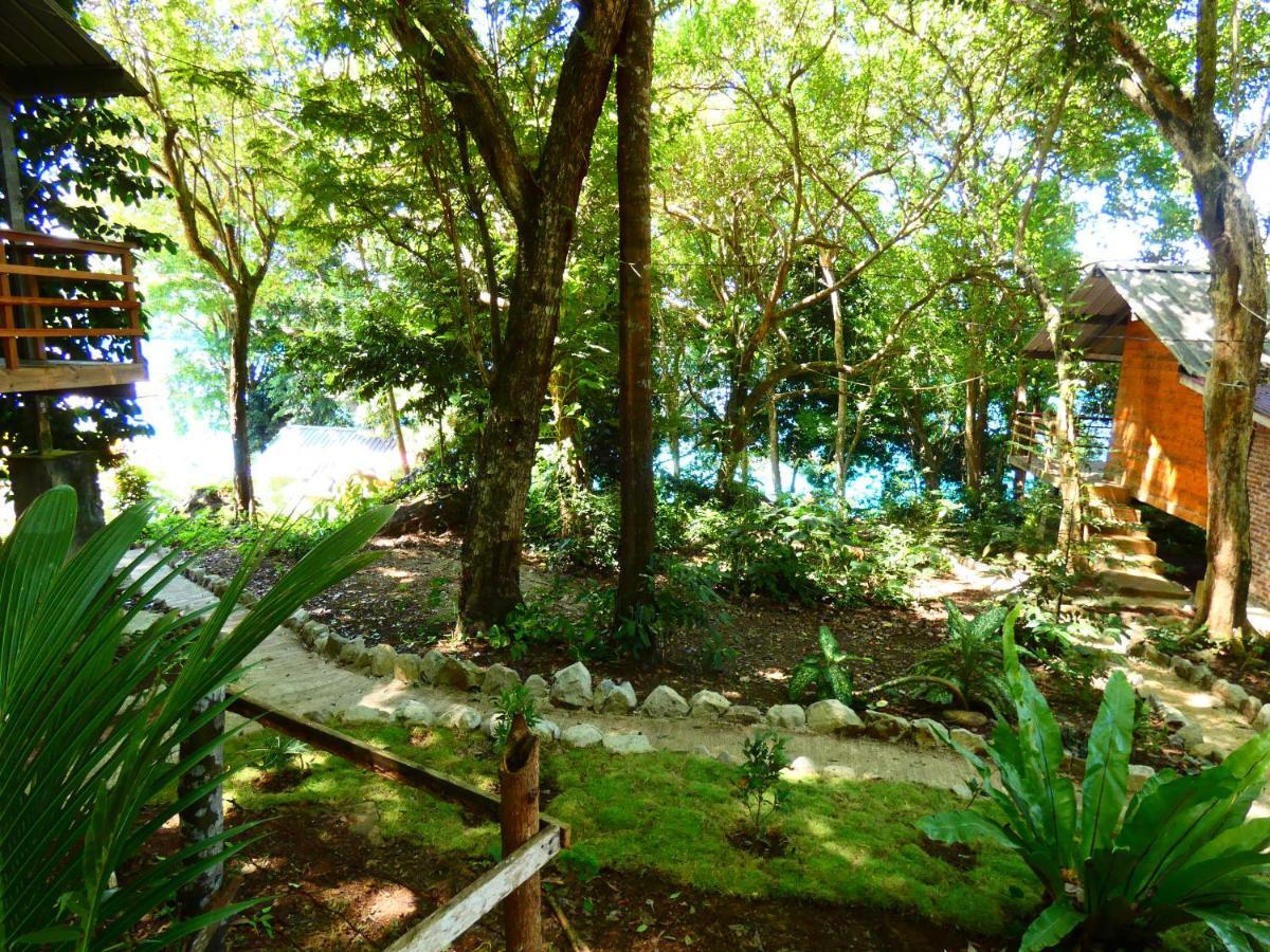 Santi Garden Bungalows Iboih Exterior photo