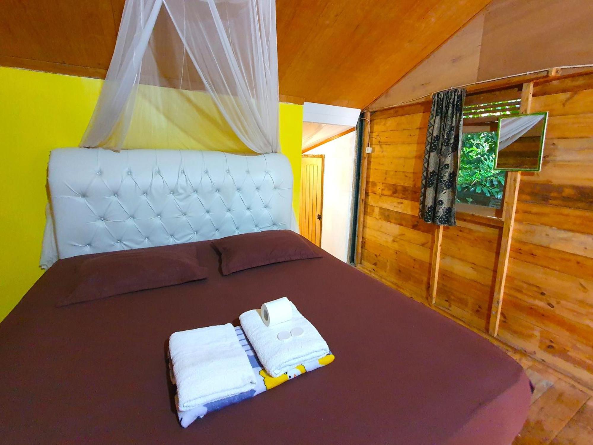 Santi Garden Bungalows Iboih Exterior photo